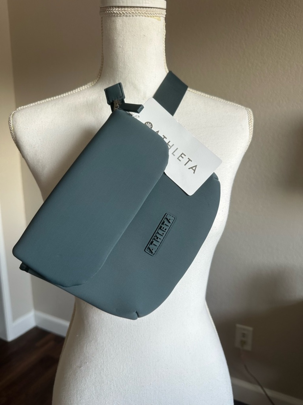 New Athleta Diem Belt Bag